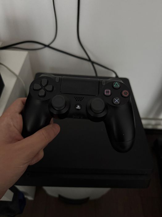 Playstation 4 slim+controller original NOU!