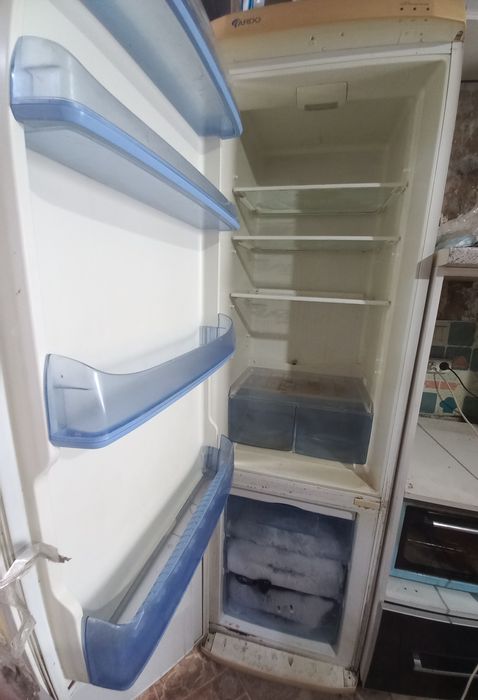 Продам холодильник в рабочем состоянии