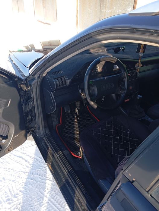 Продам Ауди 100 с4.