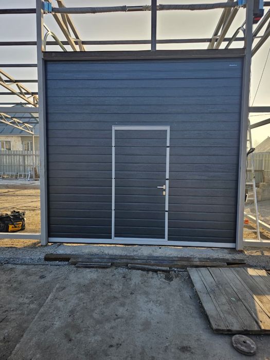 Ангарные секционные ворота Алматы