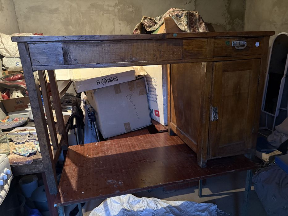 Продам стол тумба