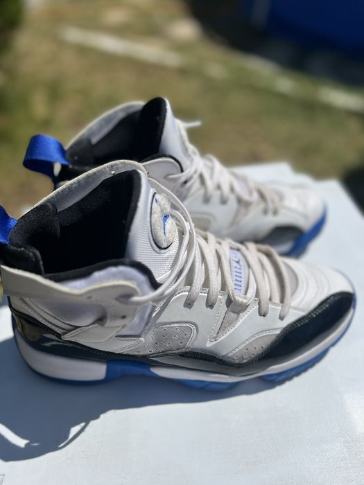 Nike Jumpman two tray