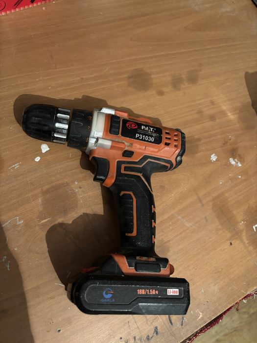 Продам шуруповерт