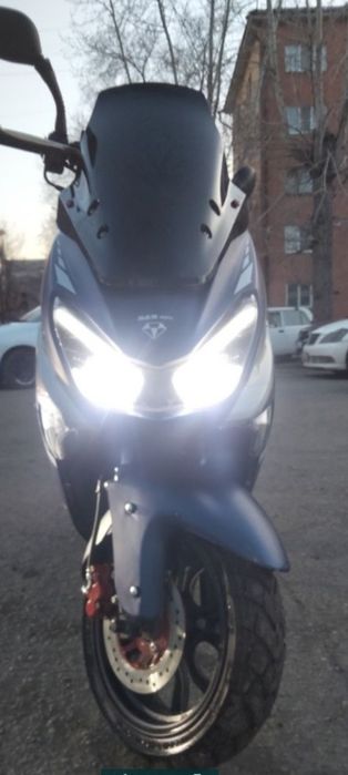 Продам Макси скутер