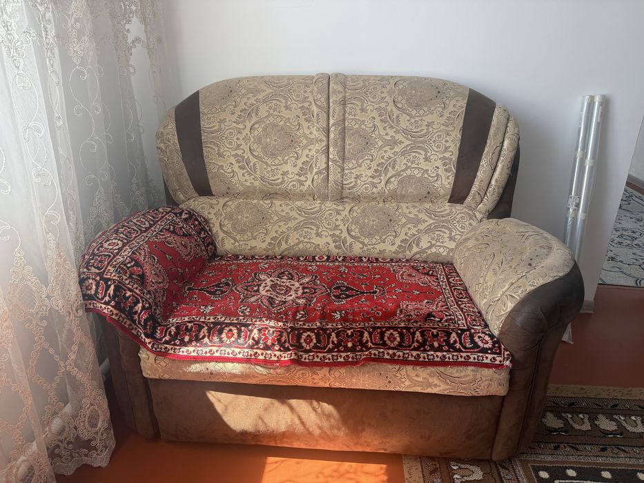 Диван с креслами