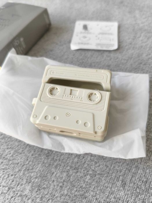 Husă Elago Cassette Tape Case – AirPods 4, alb clasic
