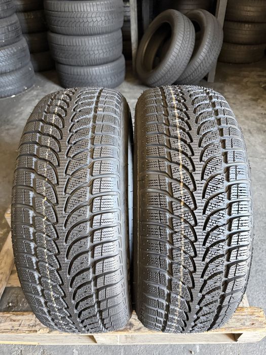 2 anvelope iarna profil nou , 215/60/17 , Bridgestone , 8.3 mm !