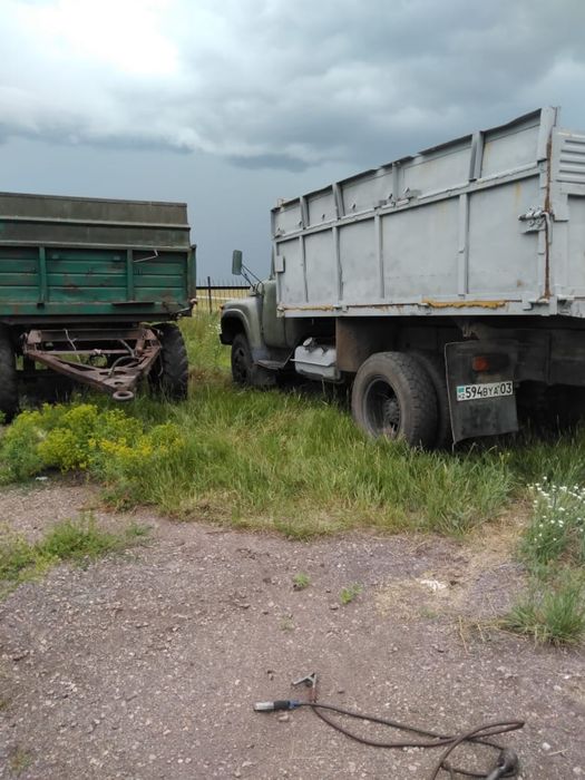 Продам ЗИЛ-130 с прицепом (сельхозник).