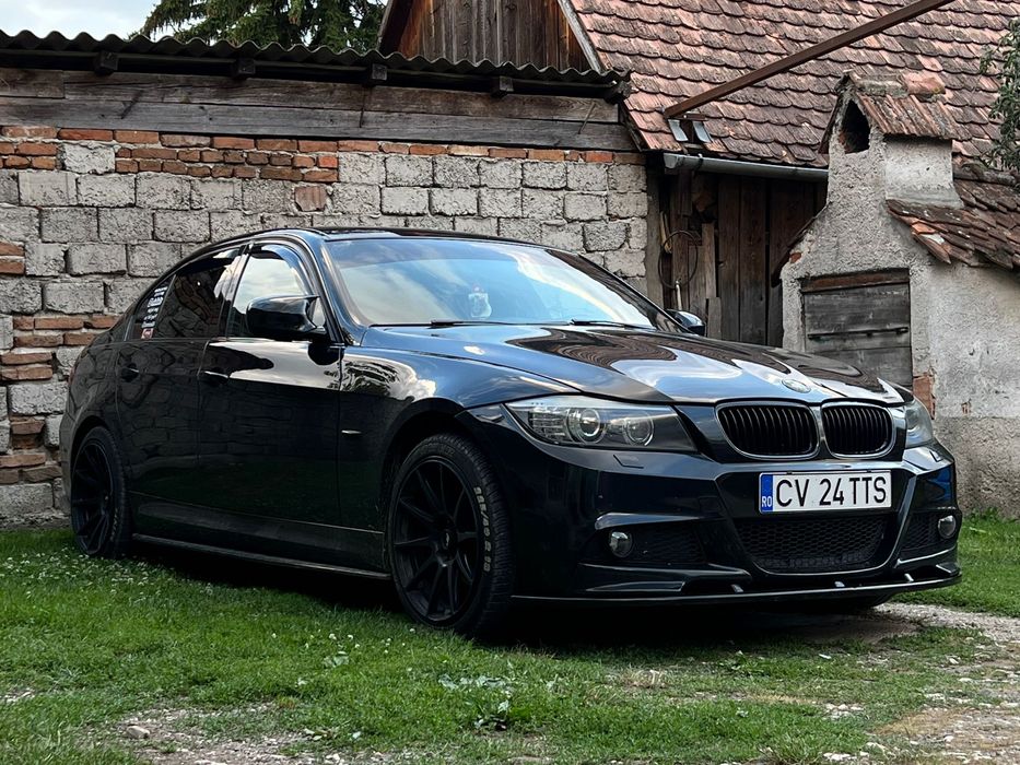 Lip Prelungire Buza + Flapsuri bara fata BMW E90 E91