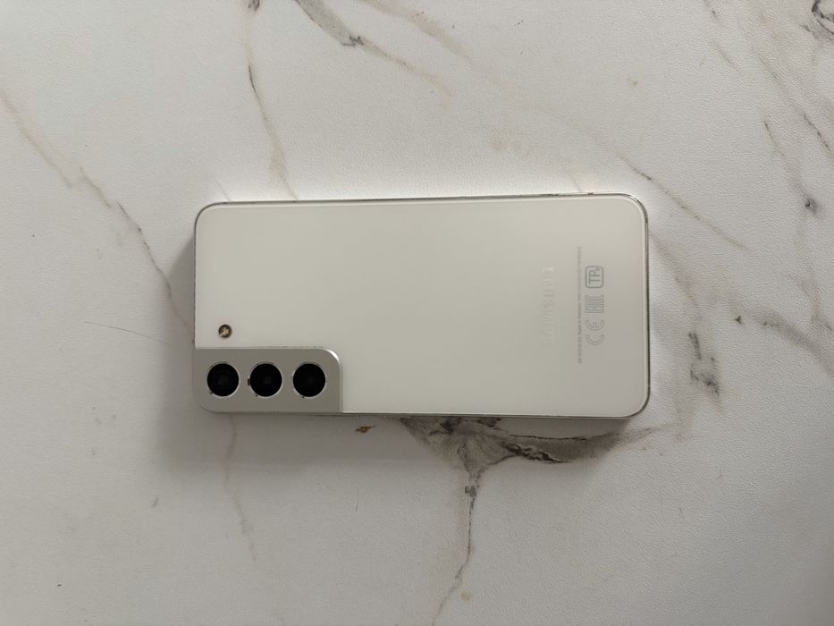 Samsung s22 128gb 8gb ram