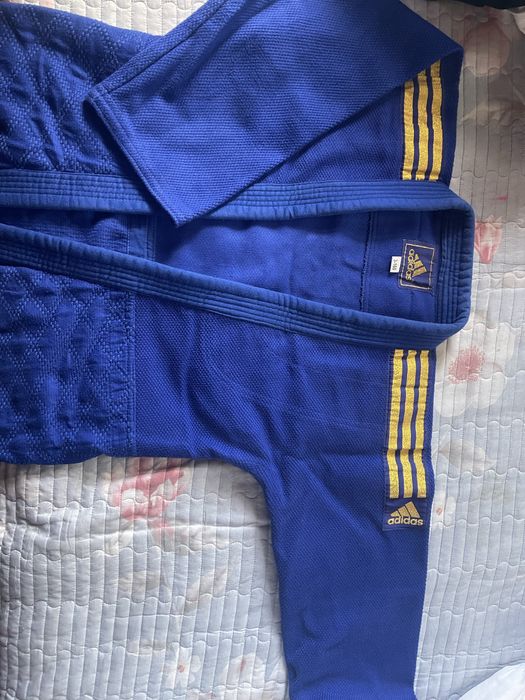 Продам кимоно для дзюдо