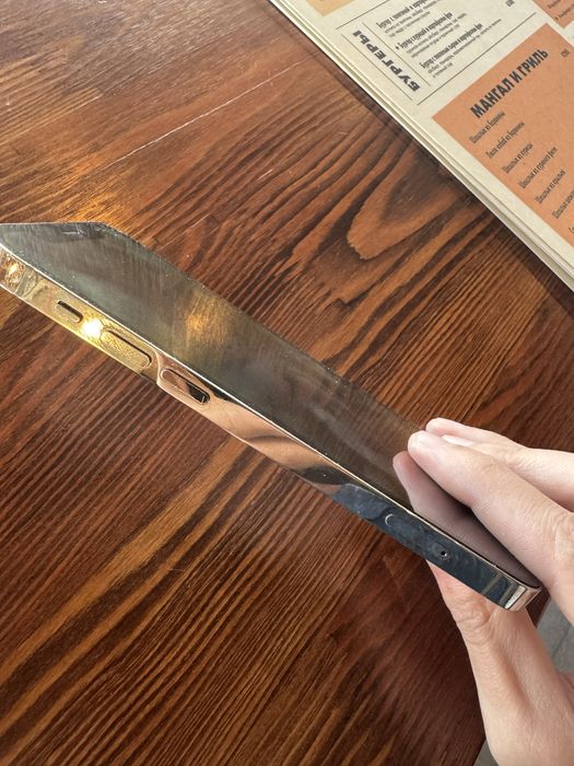 Продается срочно iPhone 12 pro