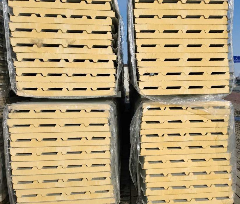 Panouri sandwich / accesorii / policarbonat / tabla cutata