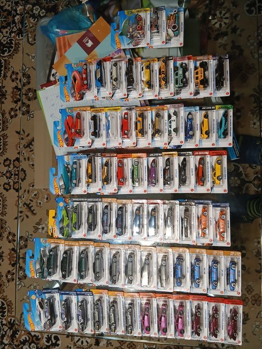 Здравейте продавам една част от личната ми колекция