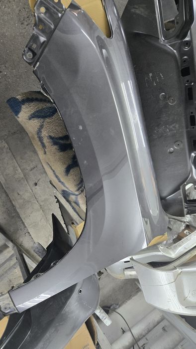 Продам крыло от toyota прадо 150, Prado 150