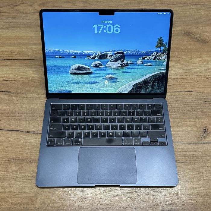 MacBook Air m2 256 гб