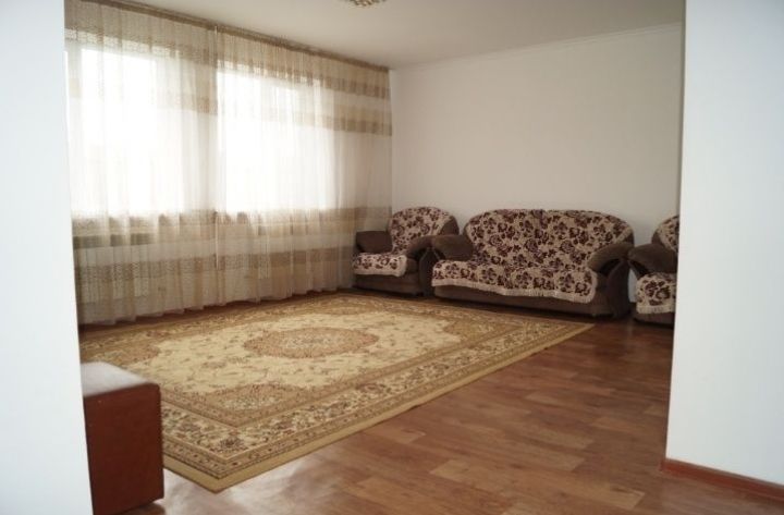 Продам 2-х этажный дом