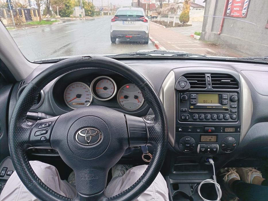 Toyota RAV4 2.0 diesel 116 cp