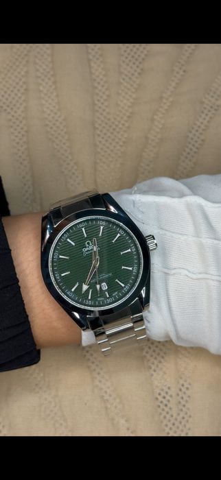 Omega Seamaster Aqua Terra 150M с эффектным зеленым циферблатом.