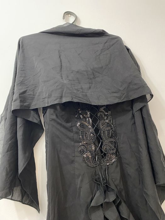 Платье черное с завязками