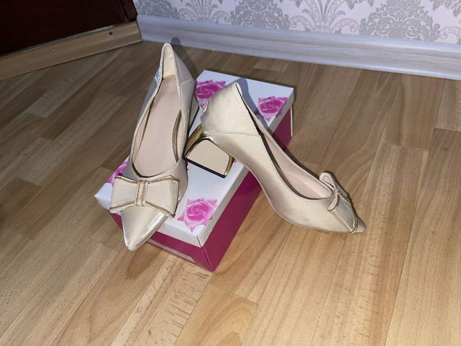 Туфли, боссоножки