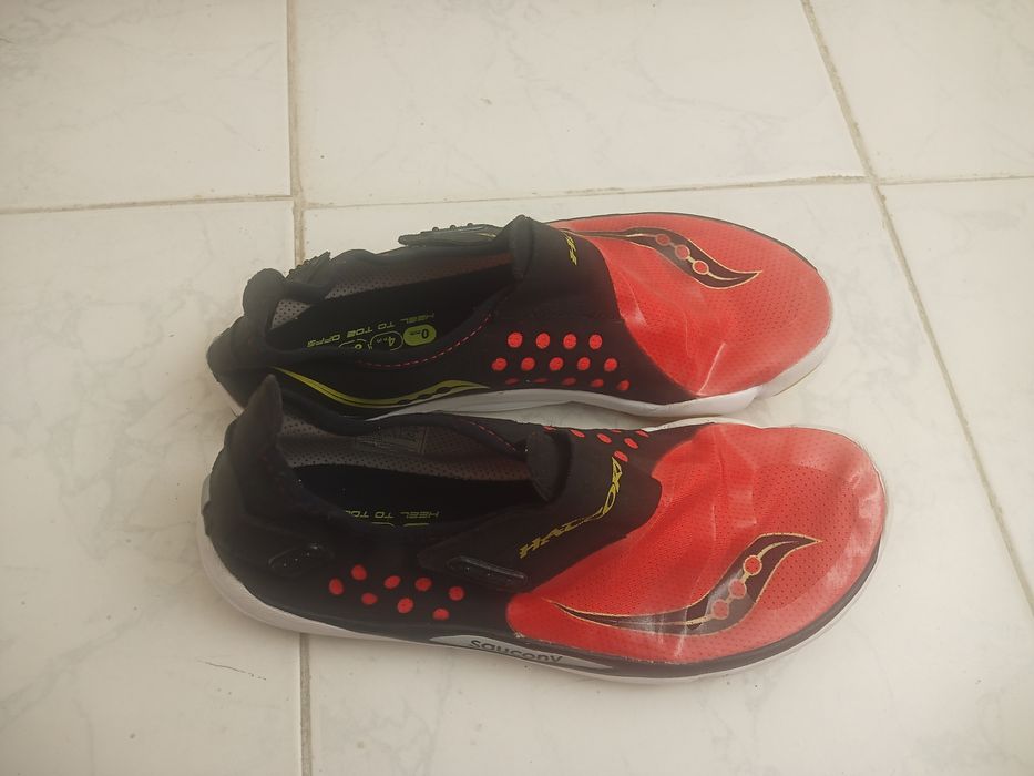 Compressport жилетка за бягане и горнище, saucony hattori, hoka