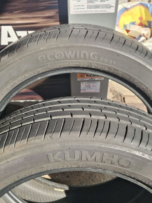 Două anvelope de vară  KUMHO  215 50  R18