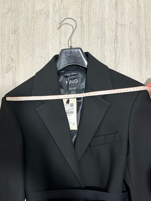 Palton mango nou cu eticheta