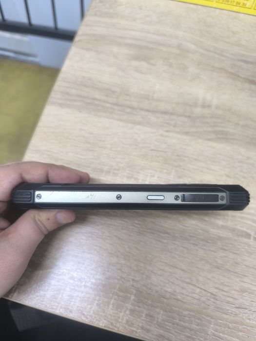 Продам игравой телефон