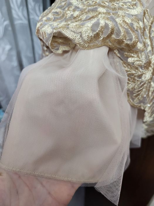 Rochie eleganta  crem  8-9 ani