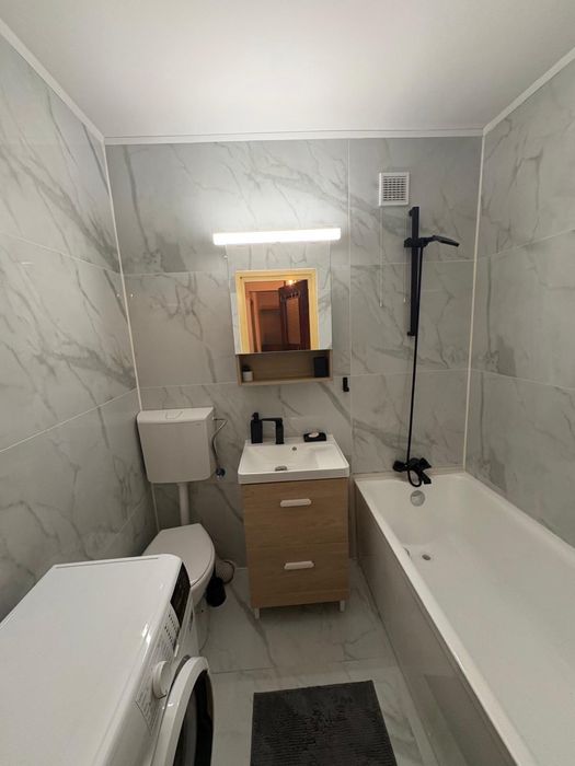 Ofer spre închiriere - apartament 2 camere decomandat, proaspăt renovat - Bucureşti, sector 4, str. Drumul Găzarului, nr. 2, etajul 1
