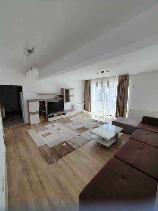 Apartament 3 camere de inchiriat Matei Millo cu loc parcare si boxa