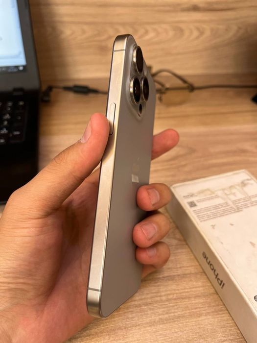 iphone 15 Pro Max 256гб 79% Каробка, без минус