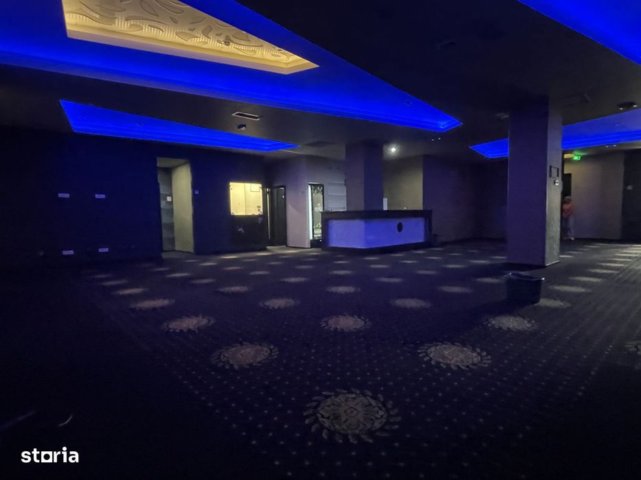 Spatiu de inchiriat in centru – perfect Horeca / cafenea / restauran