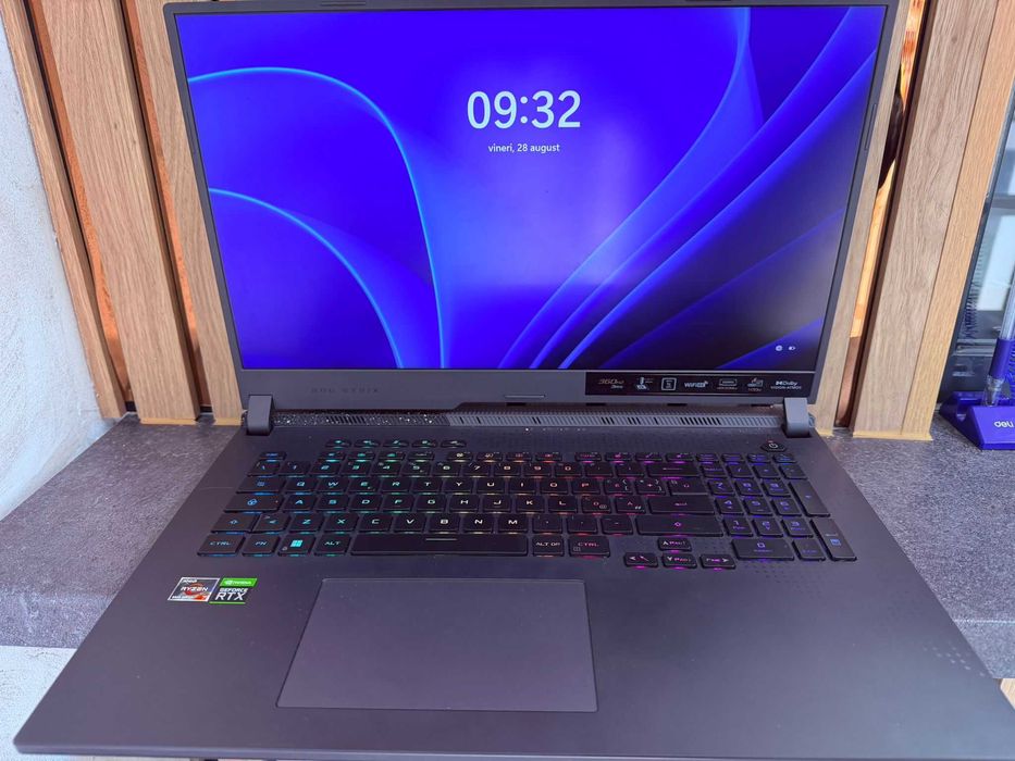 Laptop Gaming ROG Strix G17 G713RM 360hz