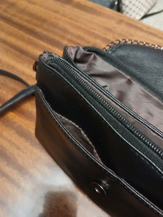 Дамска  елегантна  чанта с дълга  дръжка