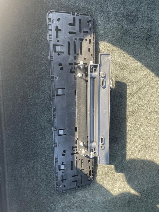 Кранштейн с подномерникам