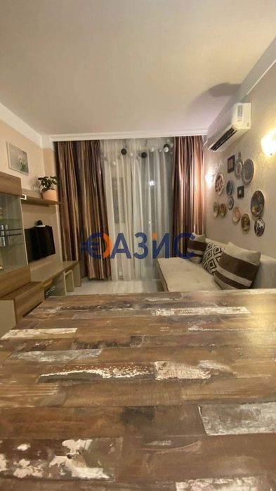 Продава се Тристаен апартамент в к.к. Слънчев бряг - 70 кв.м за 1286 €/кв.м - Снимка #3