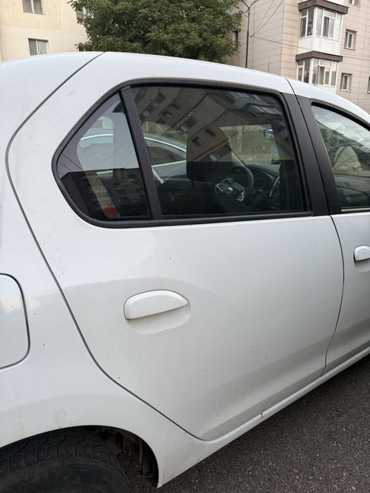 Bara fata spate capota usa faruri dacia logan 2  0.9tce gpl