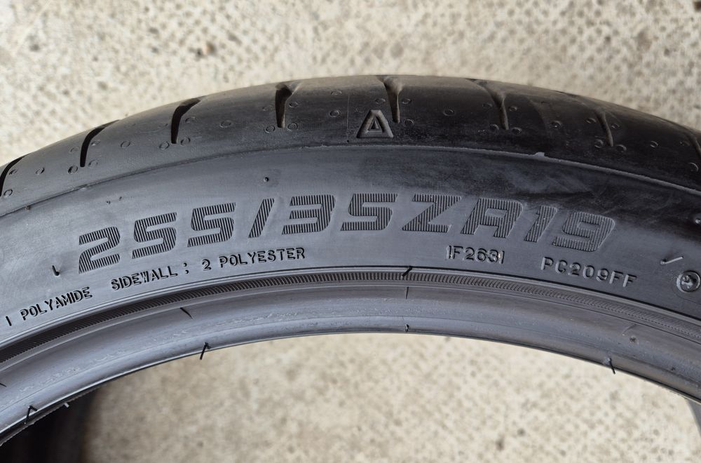 Set 2buc 255/35 R19 96Y XL Falken Azenis FK520 vară