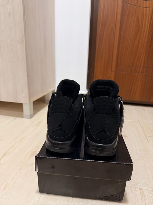 Jordan 4 Blackcat