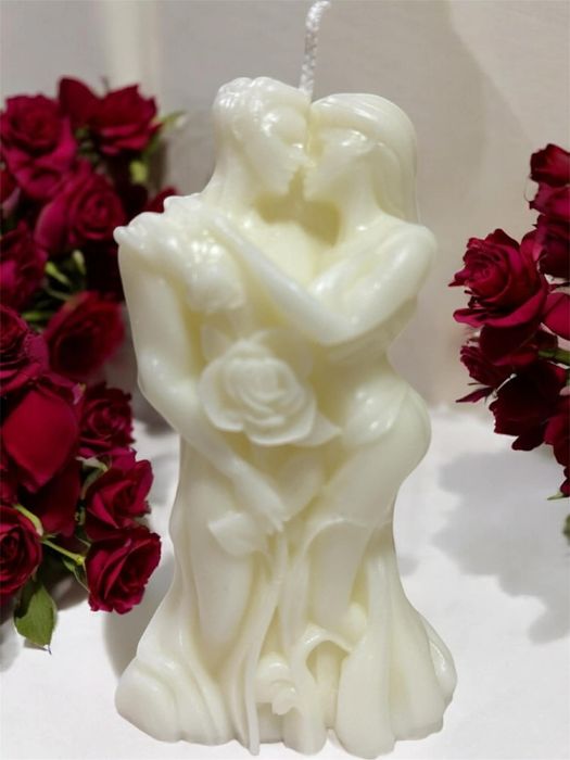 Свещт във фирмата на лодка