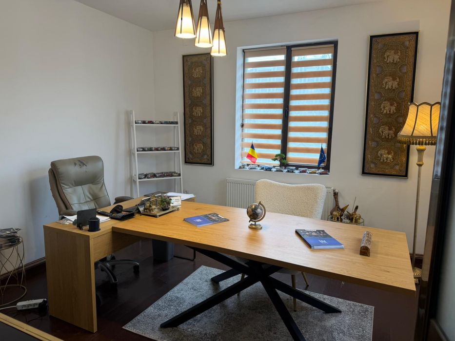 Inchiriez spatiu comercial