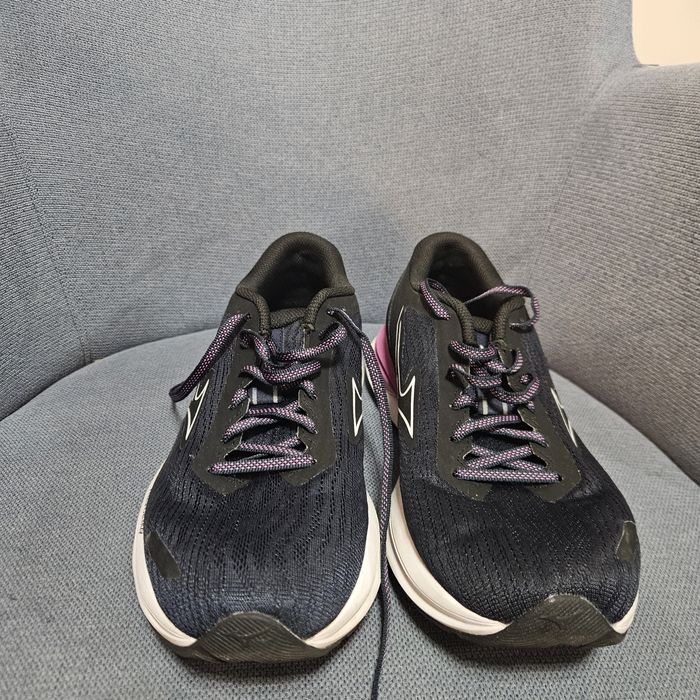 MIZUNO wave  Revolt 3 W