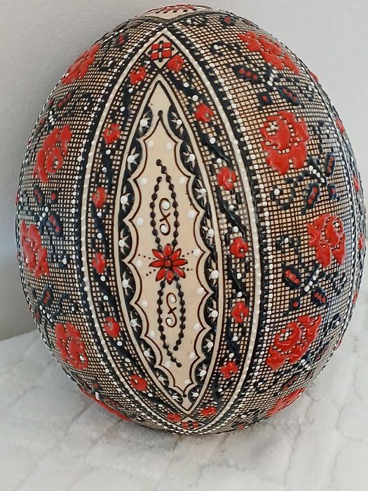 Ouă de struț încondeiate