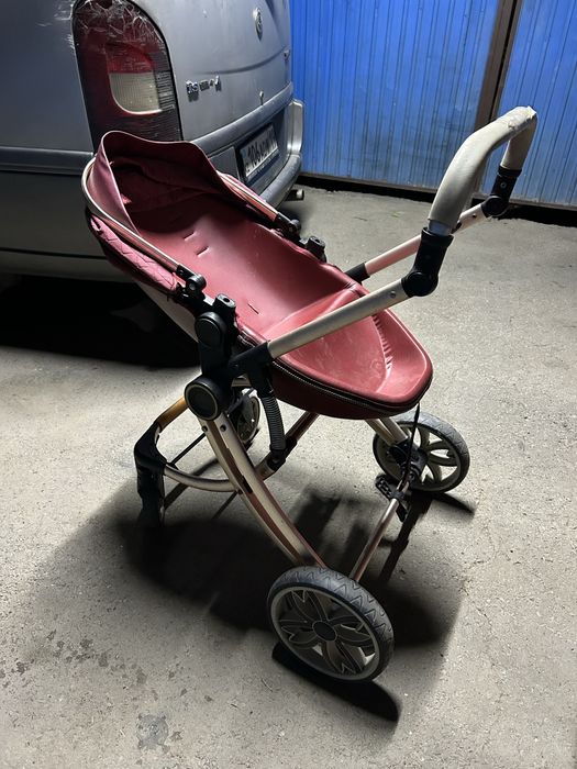 Продам коляску ! Срочно