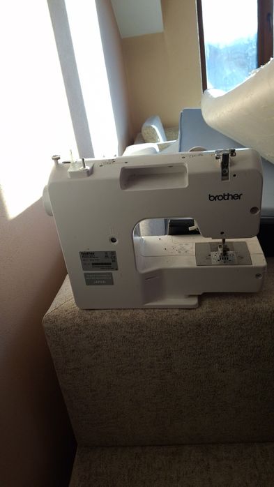 Mașina de cusut nefolosita