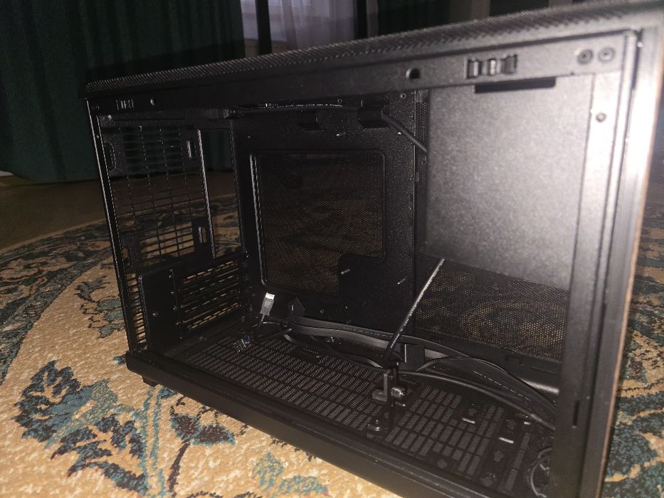 Carcasa Lian Li DAN Cases A3-mATX Wood Mesh Edition Black