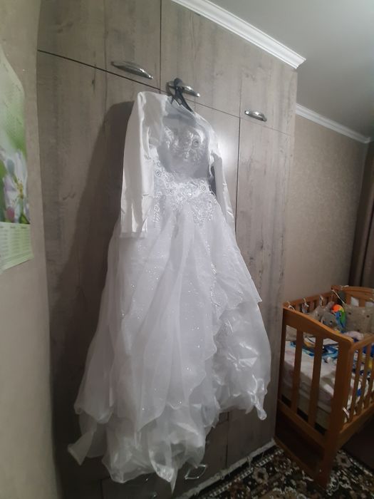 Продам женские вещи!