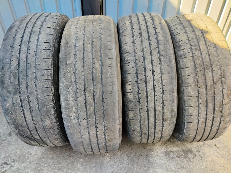 Продам шины, резину 235/60 R18